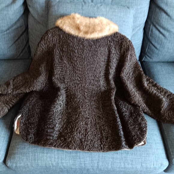 Vintage Dark Brown Persian Lamb Stroller Coat Jacket Fur Collar Faux Pockets 60s - Picture 4 of 16